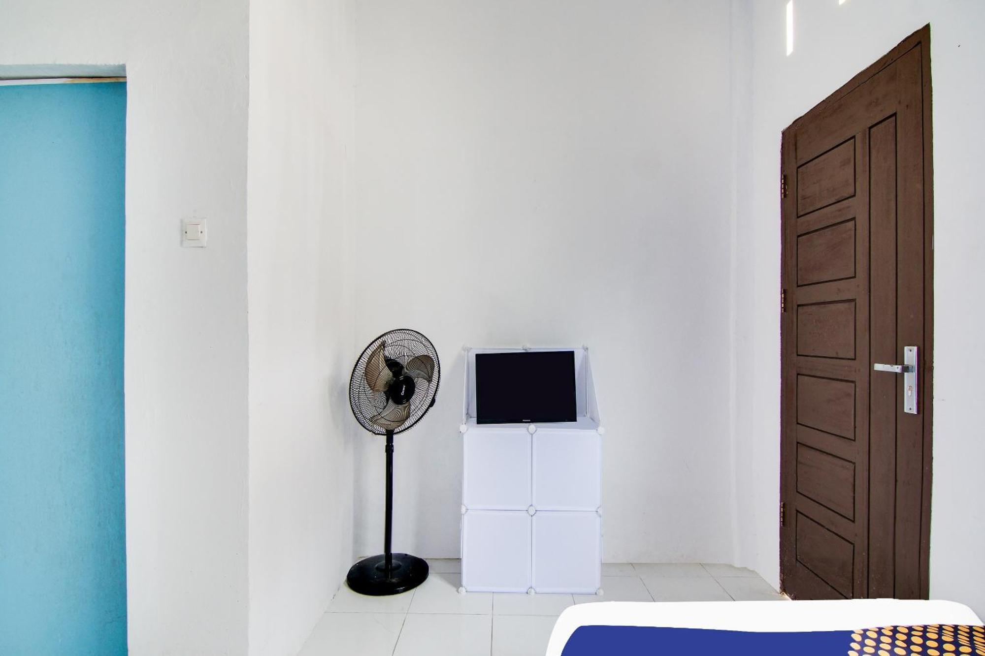 Spot On 91858 Raja Homestay Syariah Pekanbaru Exterior foto